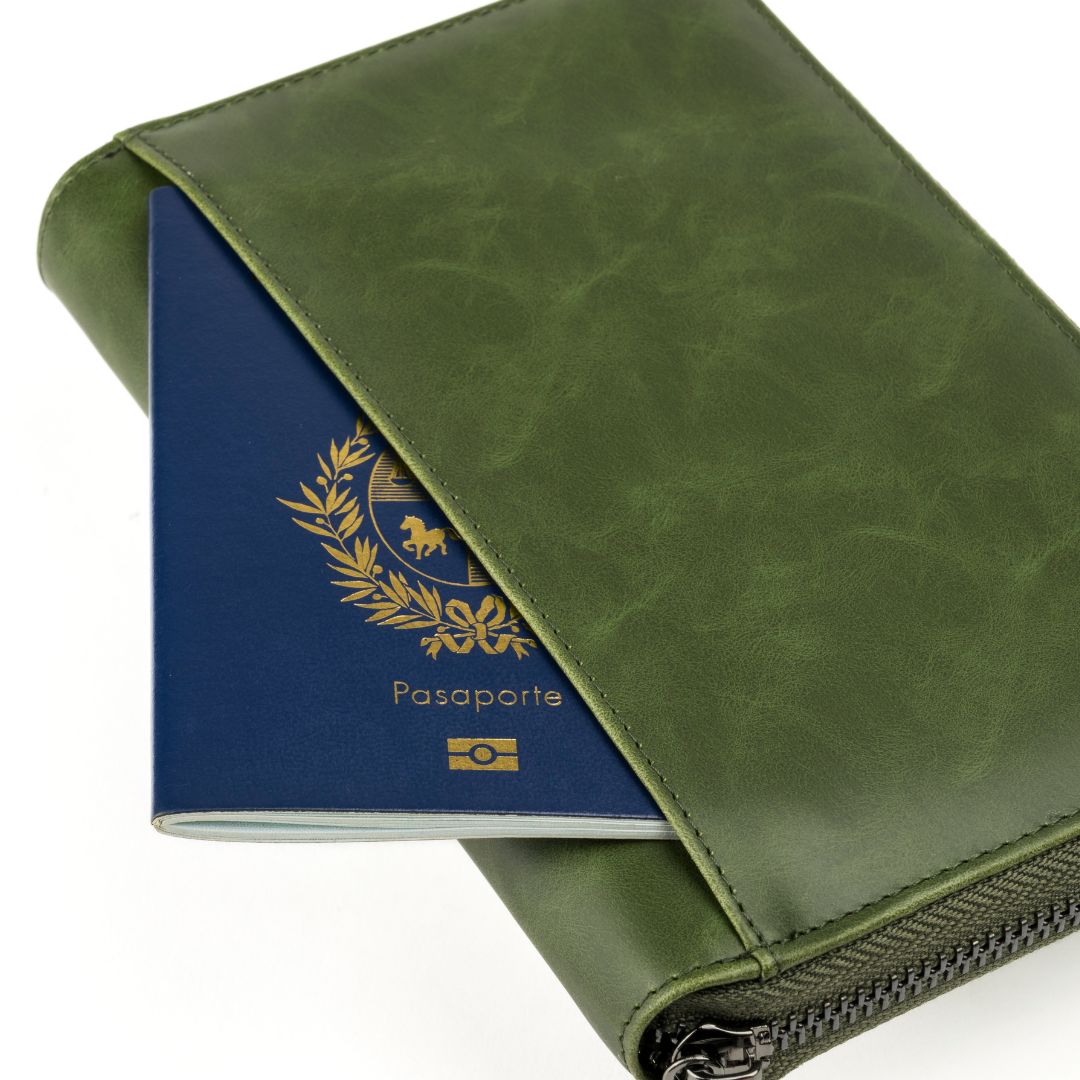 Porta Pasaporte - Army Green