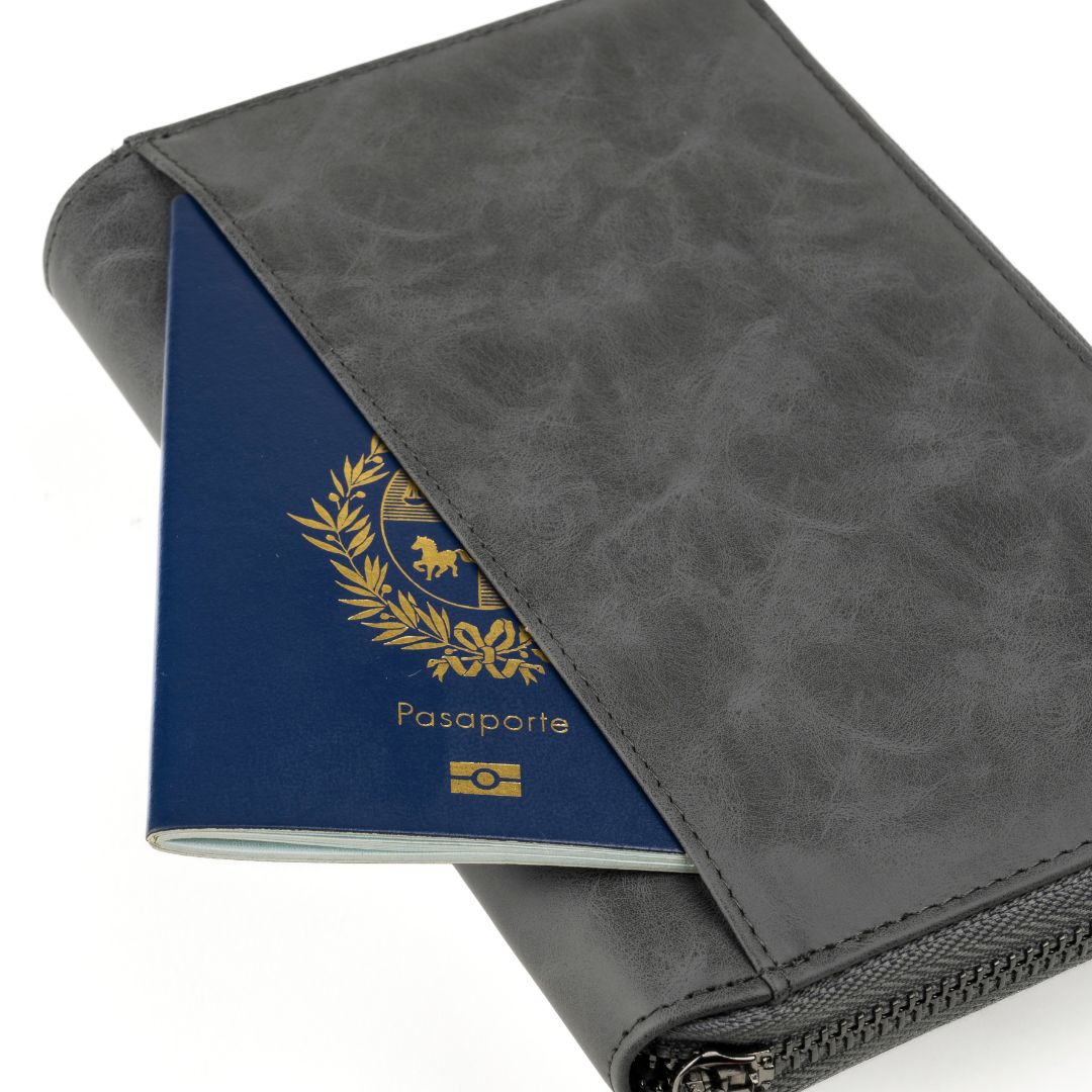 Porta Pasaporte - Space Grey