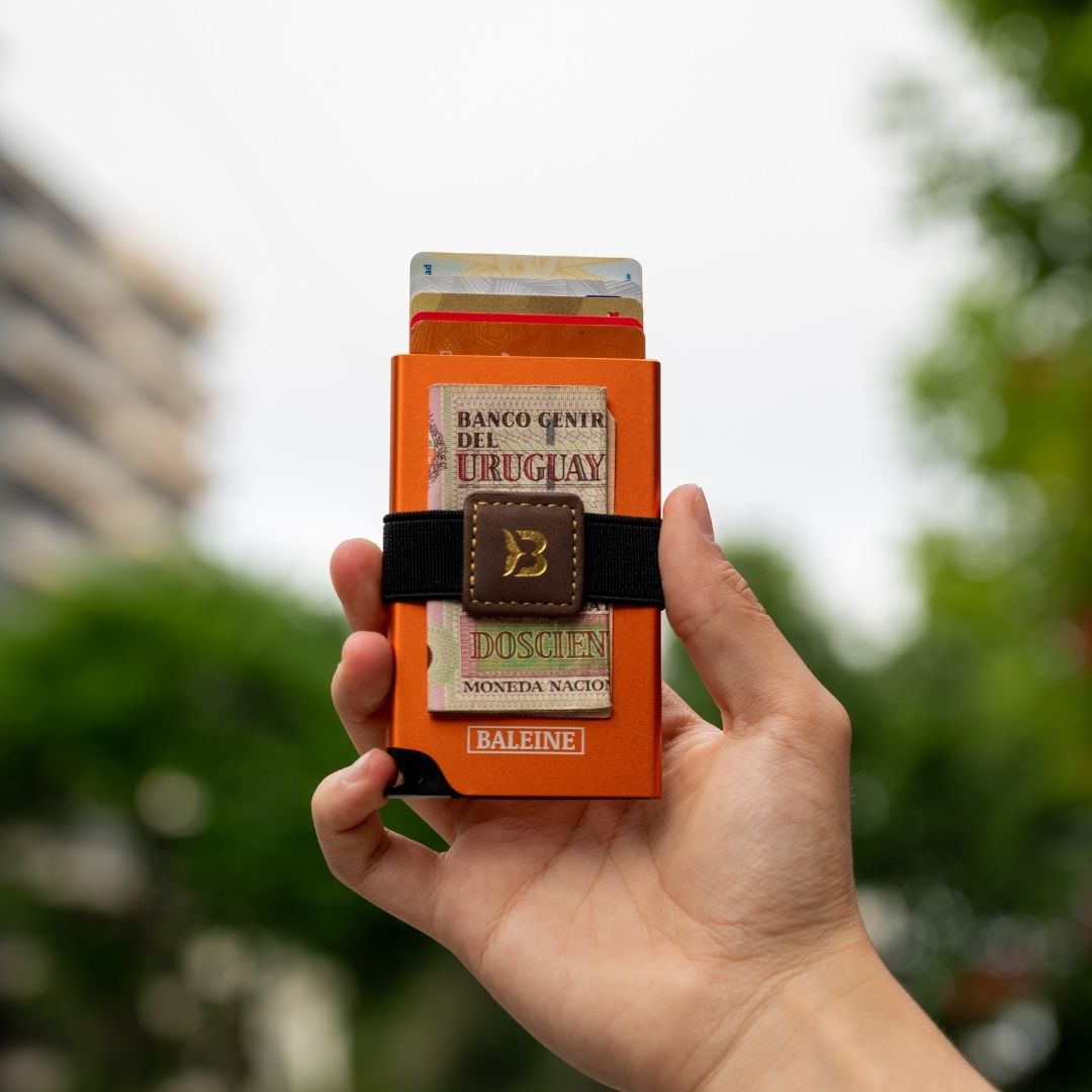 Card Slider - Deep Orange