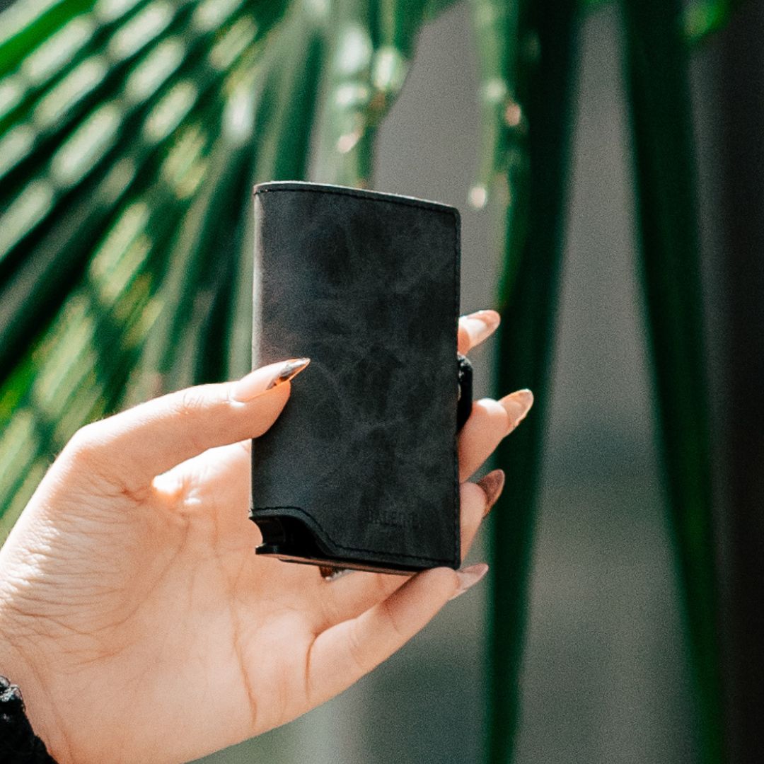 Kansas - Space Black