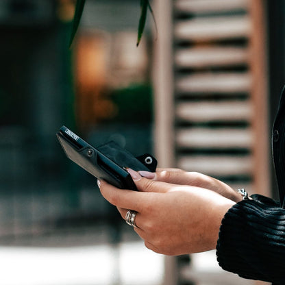 Kansas - Space Black