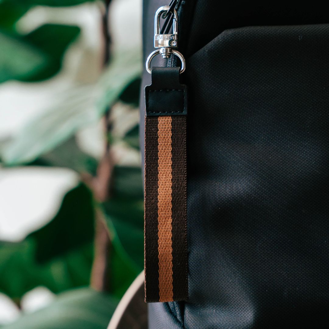 Llavero - Dark Brown / Brown