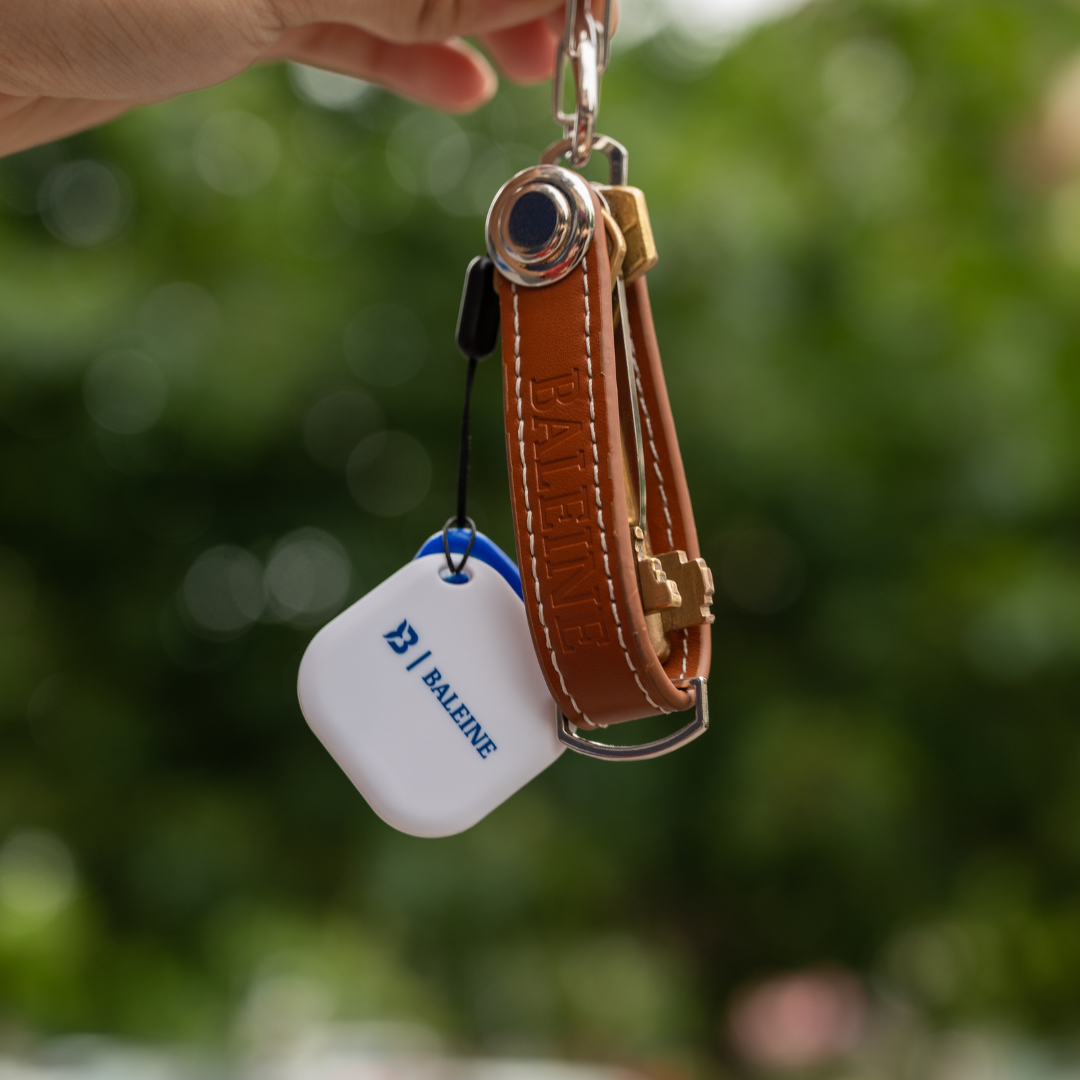 Llavero localizador rectangular Bluetooth 4.0 multifunción, con indicador  GPS de última localización. Para mascotas, llaves, maletas, etc.
